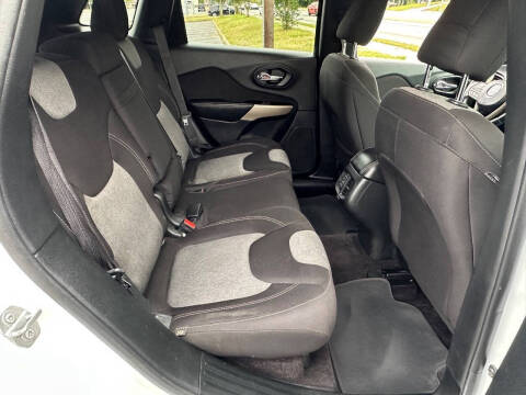 2018 Jeep Cherokee Latitude