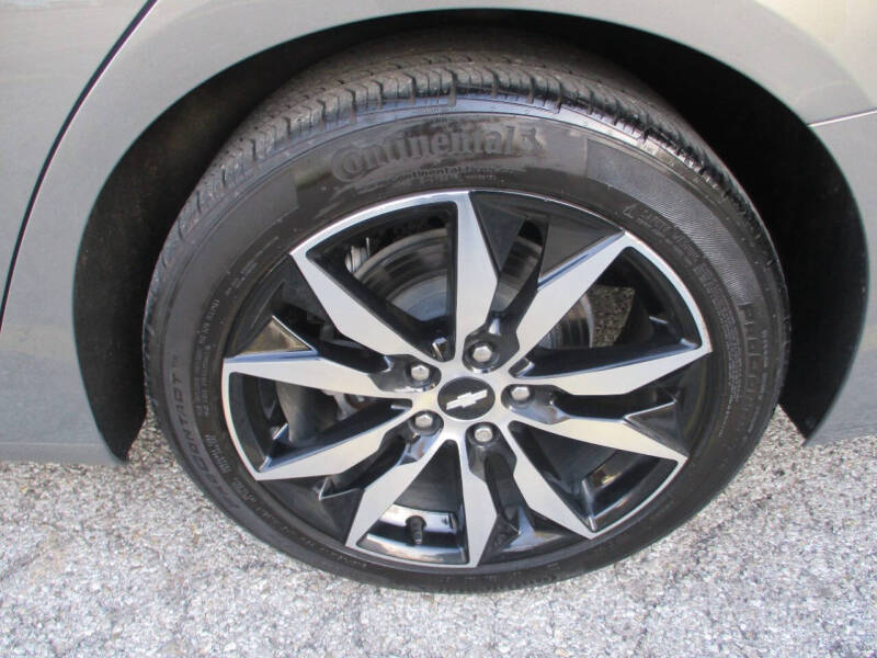 2017 Chevrolet Malibu LT