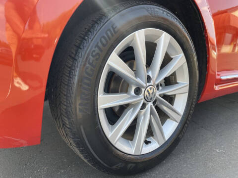 2018 Volkswagen Beetle 2.0T S