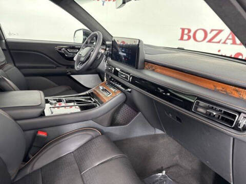 2025 Lincoln Aviator Black Label