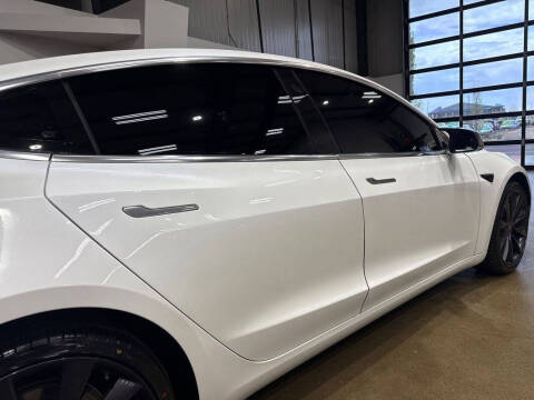 2020 Tesla Model 3 Performance