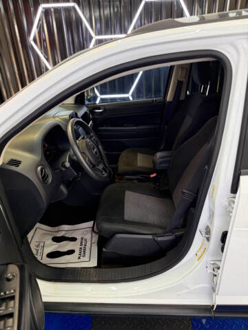 2016 Jeep Compass Sport