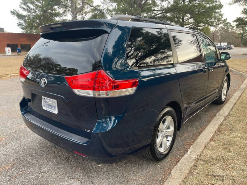 2012 Toyota Sienna