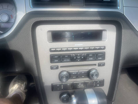 2010 Ford Mustang V6 Premium