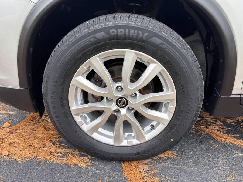 2019 Nissan Rogue SV