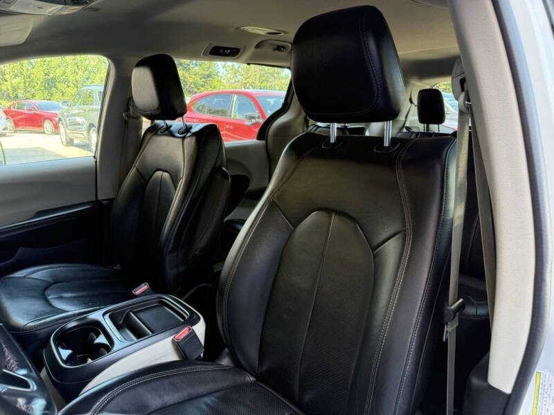 2018 Chrysler Pacifica Touring L