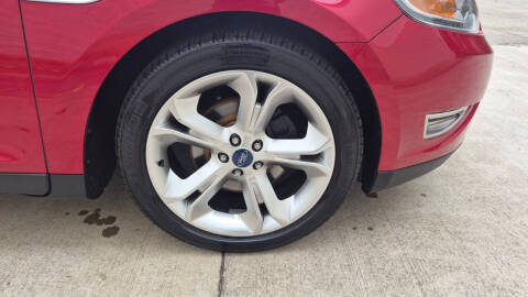 2010 Ford Taurus SHO