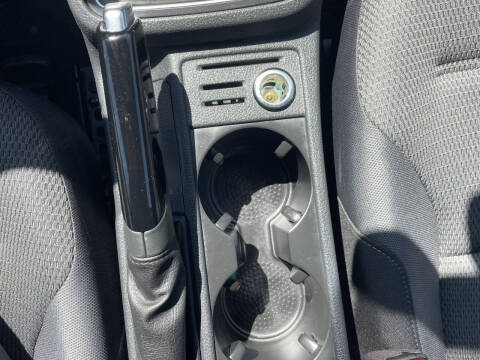 2019 Volkswagen Golf S