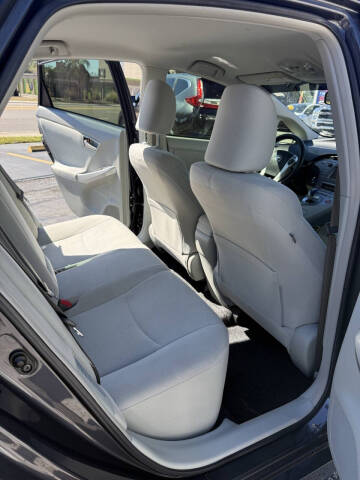 2012 Toyota Prius Two