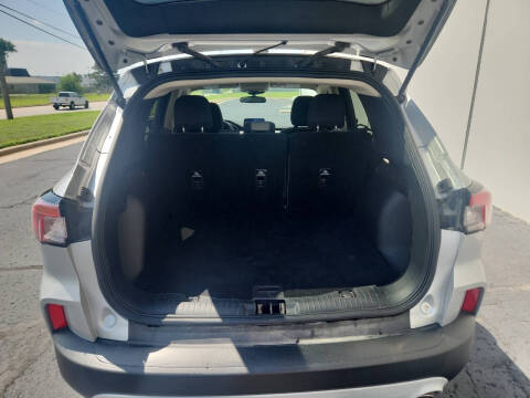 2020 Ford Escape Hybrid SE Sport