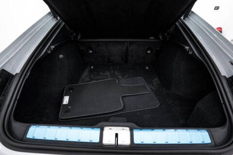 2026 Porsche Panamera 4