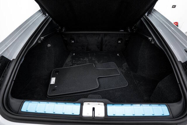 2026 Porsche Panamera 4