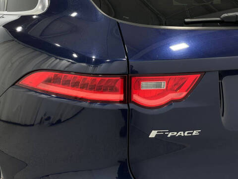2017 Jaguar F-PACE 35t Prestige