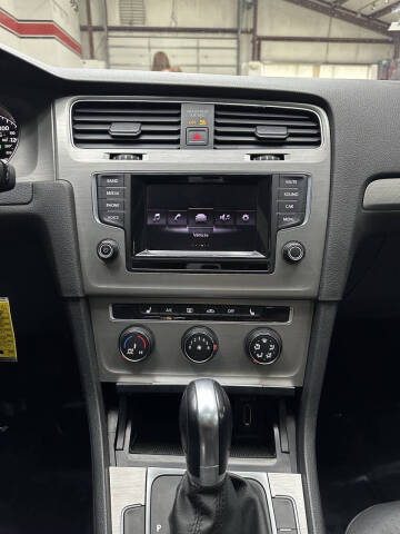 2015 Volkswagen Golf