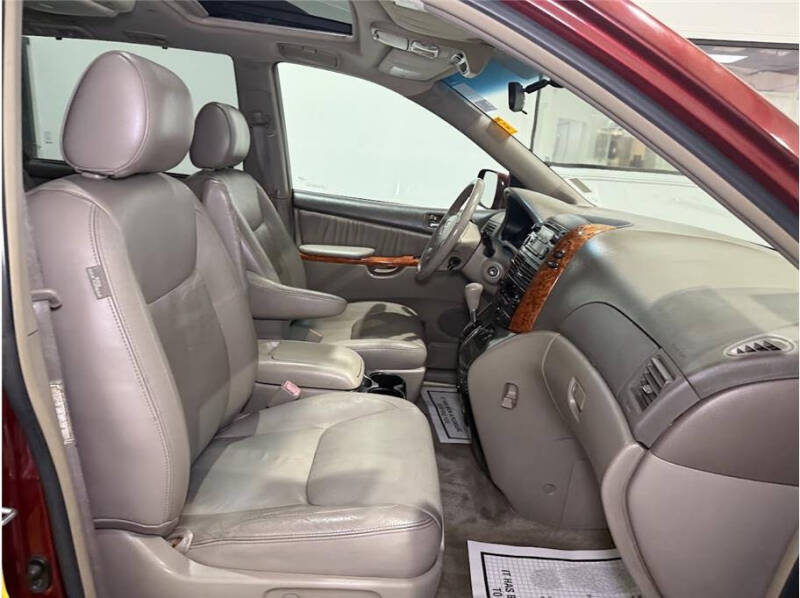 2008 Toyota Sienna