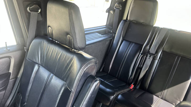 2017 Lincoln Navigator Select