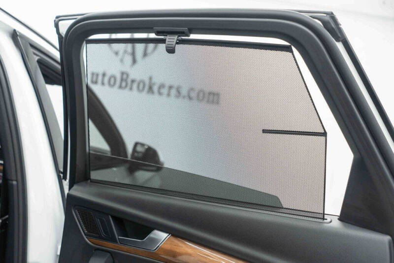 2024 Audi Q5 e quattro S line Prestg 55 TFSI