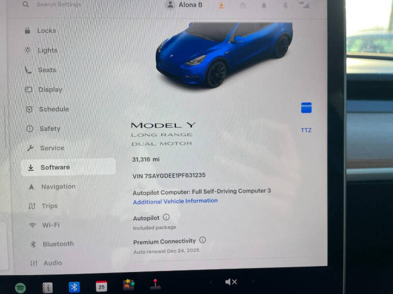 2023 Tesla Model Y Long Range