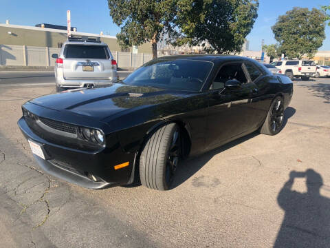 2012 Dodge Challenger SXT