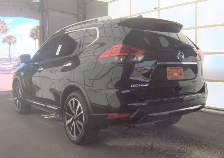 2017 Nissan Rogue SL