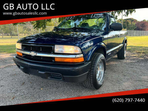 2000 Chevrolet S-10 for sale at GB AUTO LLC in Great Bend KS