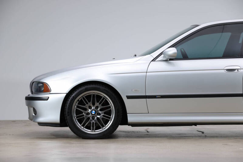 2003 BMW M5