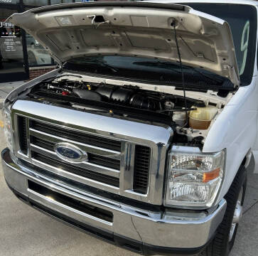 2014 Ford E-Series E-350 SD XL
