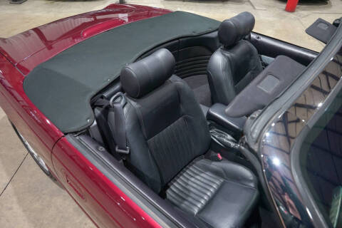 2004 Ford Thunderbird Deluxe