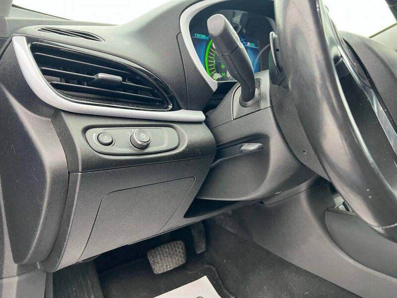 2017 Chevrolet Volt LT