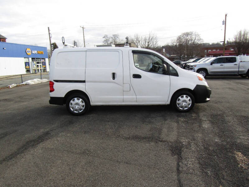 2017 Nissan NV200 S