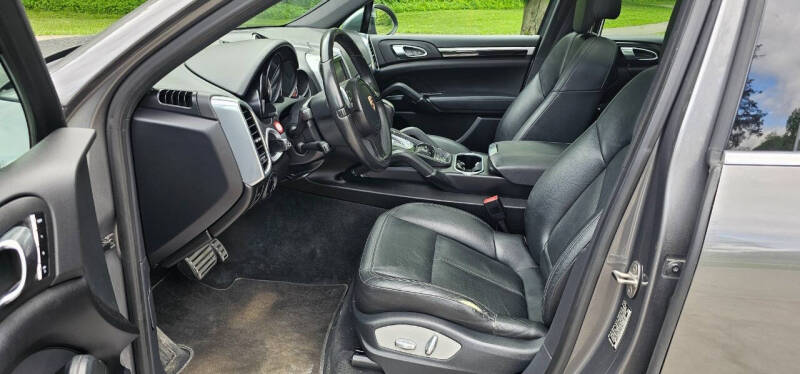 2013 Porsche Cayenne S