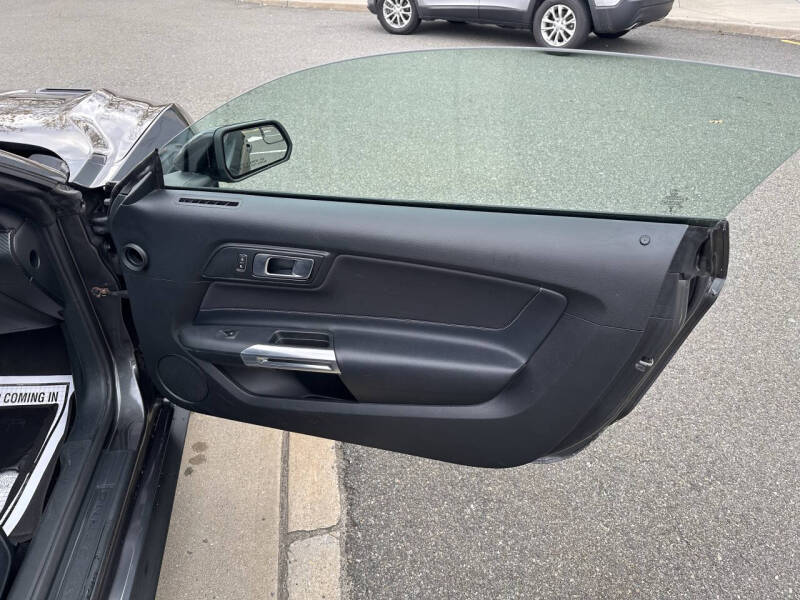 2020 Ford Mustang EcoBoost Premium