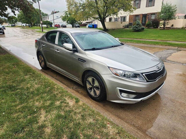 2013 Kia Optima Hybrid for sale at Sara Auto Mall, LLC in Cleveland, OH