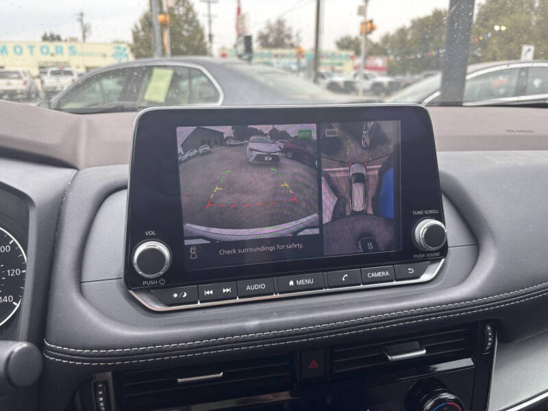 2021 Nissan Rogue SV