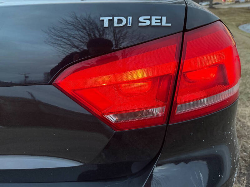 2013 Volkswagen Passat TDI SEL Premium