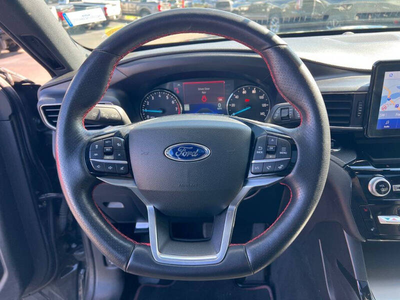 2023 Ford Explorer ST-Line