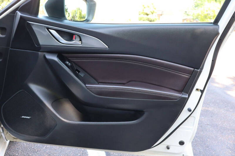 2018 Mazda MAZDA3 Grand Touring