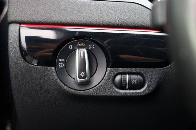 2017 Volkswagen Jetta 2.0T GLI