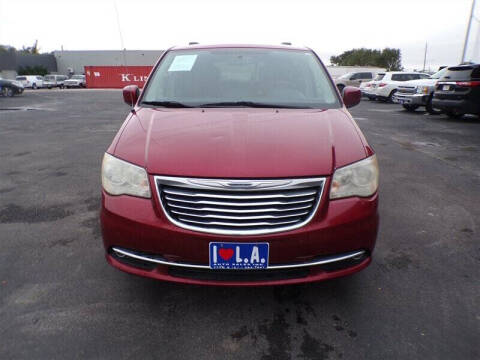 2014 Chrysler Town and Country Touring