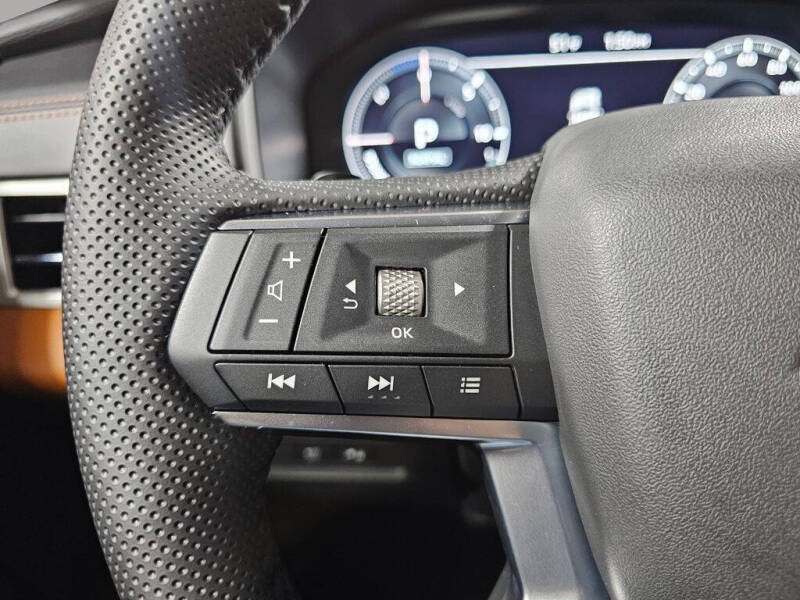2025 Mitsubishi Outlander PHEV