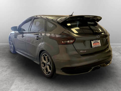 2017 Ford Focus ST