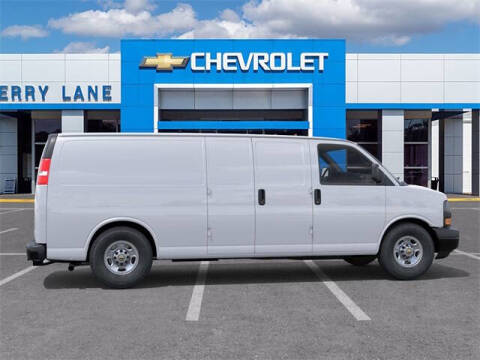 2024 Chevrolet Express 2500