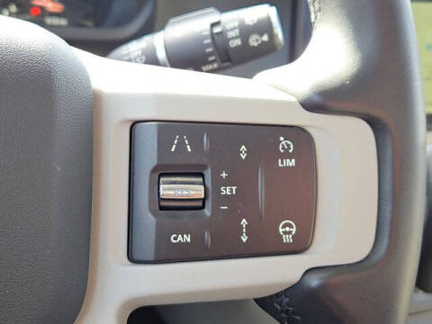 2024 Land Rover Defender 110 P300 S