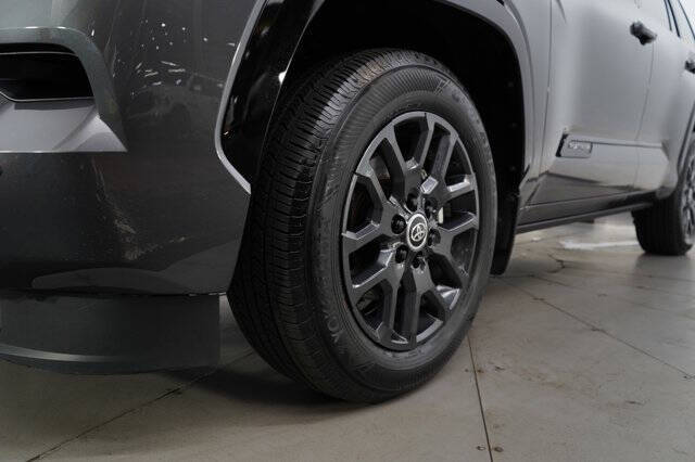 2024 Toyota Sequoia Platinum