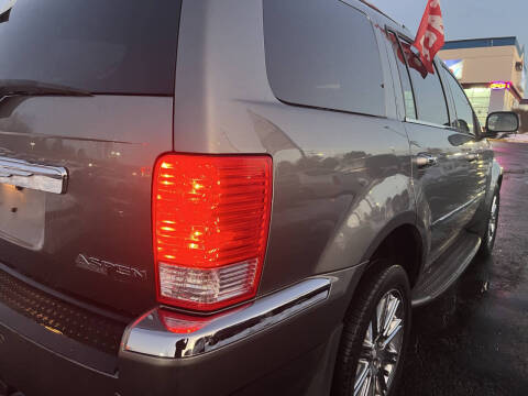 2009 Chrysler Aspen Limited