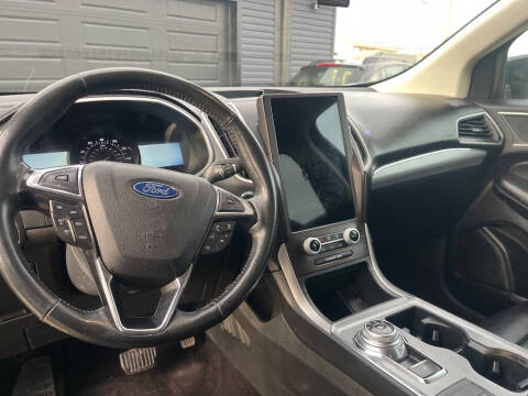 2021 Ford Edge SEL