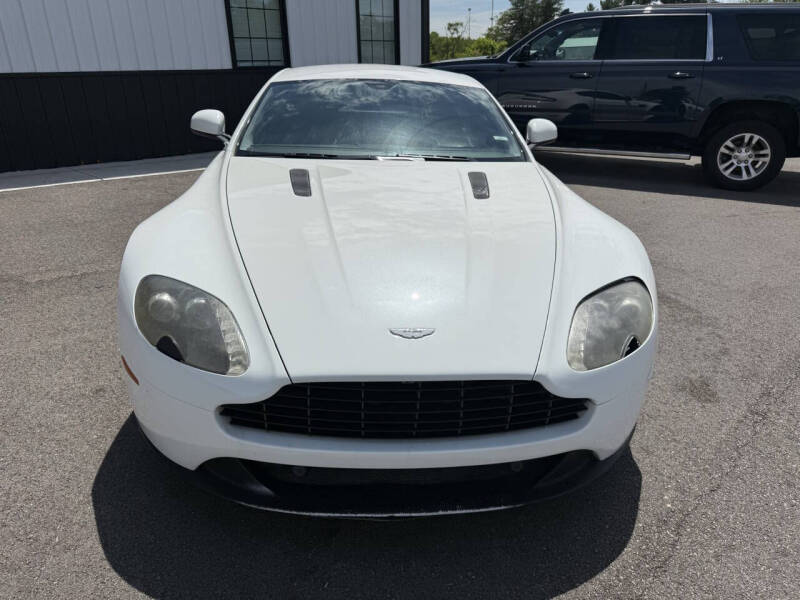 2014 Aston Martin V8 Vantage