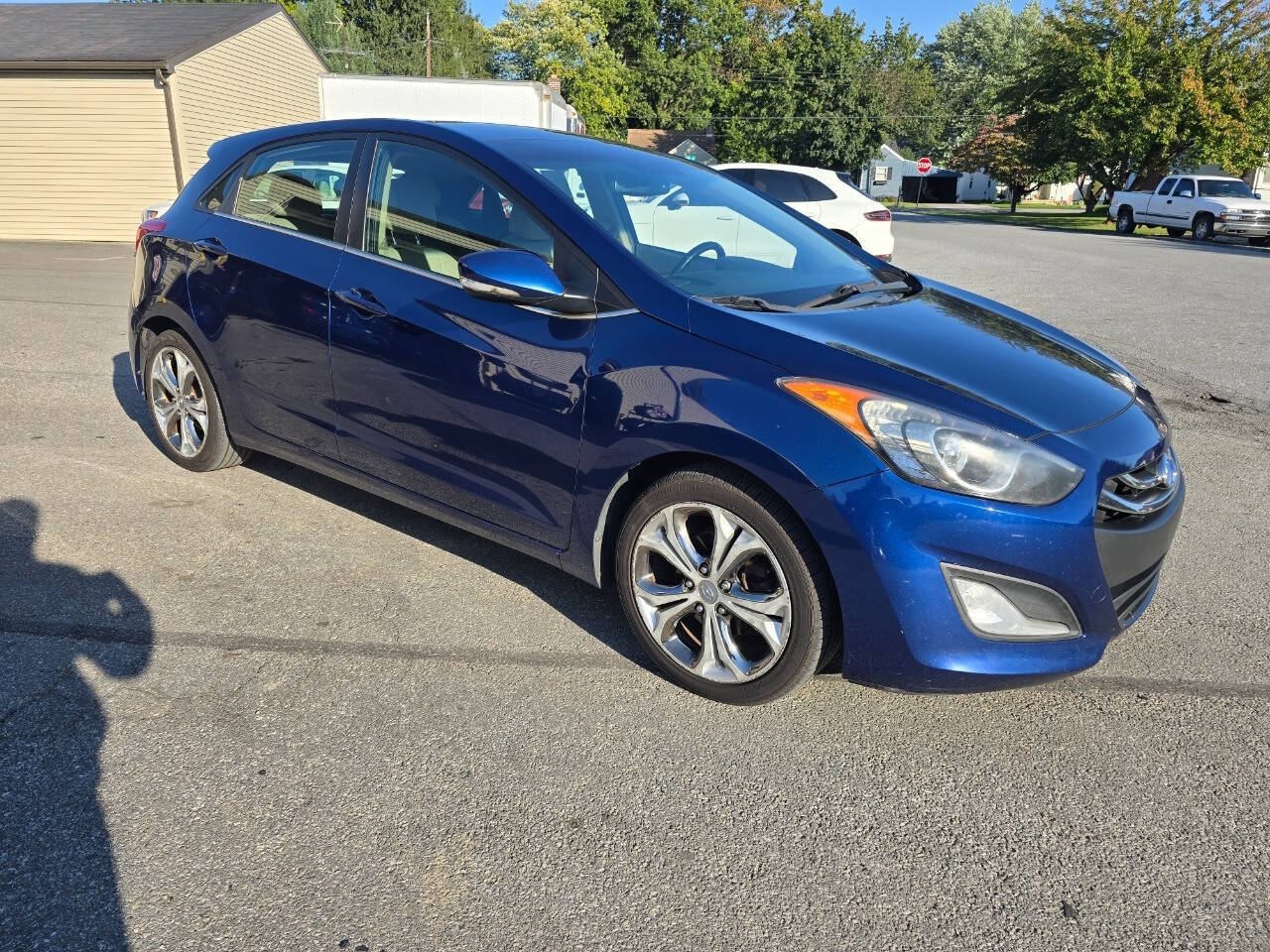 2013 Hyundai ELANTRA GT for sale at QUEENSGATE AUTO SALES in York, PA