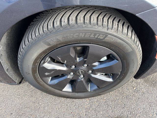 2020 Chrysler Pacifica Hybrid Touring L