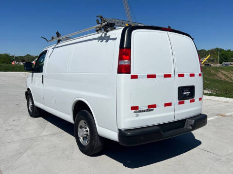 2021 Chevrolet Express 2500